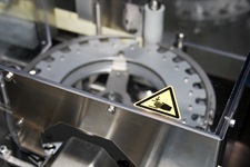 Haltbare Warn- und Hinweisetiketten